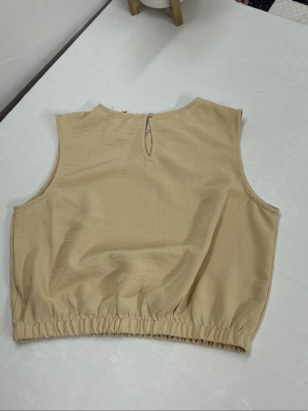 Paperchance Beige Sleeveless Elastic-Hem Crop Top - Picture 3 of 5